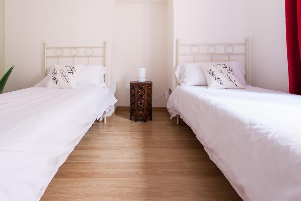 Apartments Ole - Albareda 24 Sevilla Rum bild