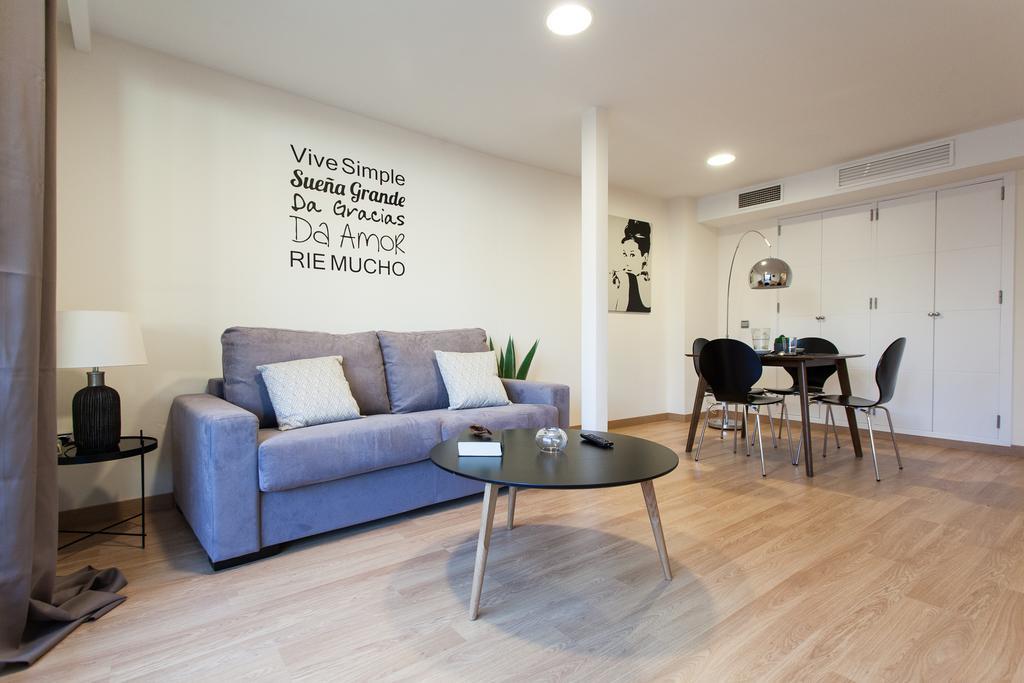 Apartments Ole - Albareda 24 Sevilla Rum bild