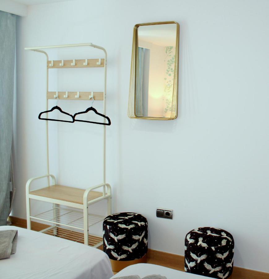 Apartments Ole - Albareda 24 Sevilla Exteriör bild